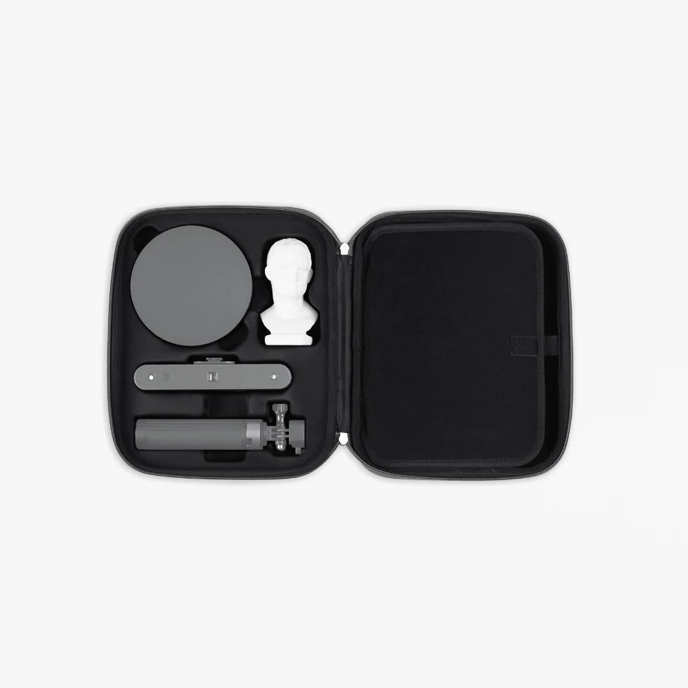 Carrying Case - Image 7
